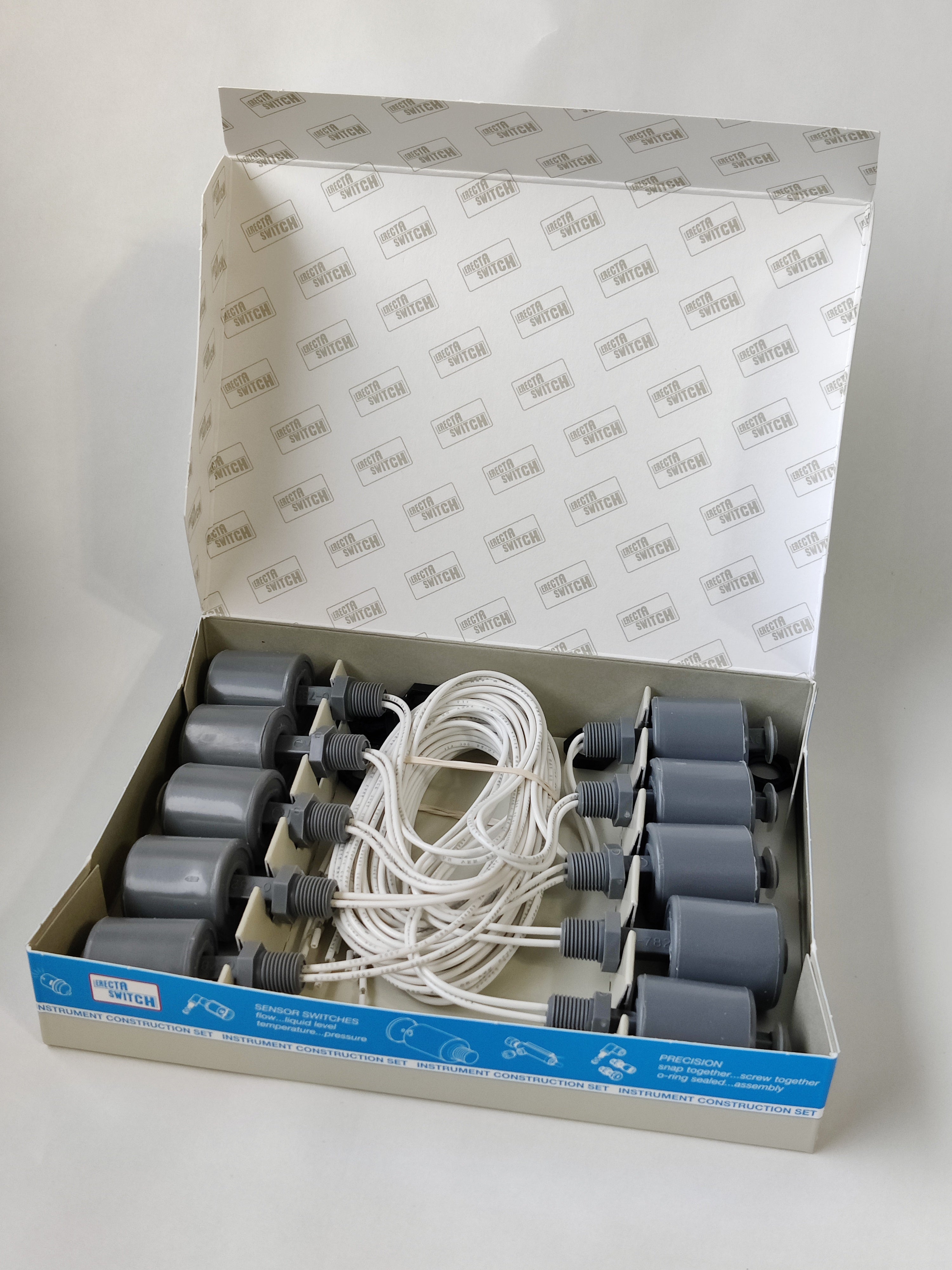Compac Engineering Compac Engineering - Erecta Switch 10-782-PP – Wales Instruments & Valves